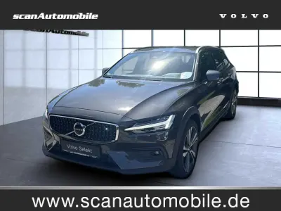 Gebraucht Volvo V60 CC 145 PS (106 kW) 2024 Kombi