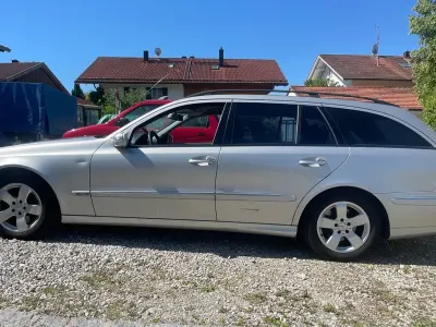 Gebraucht Mercedes E280 Classic 177 PS (130 kW) 2005 Silber Kombi