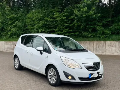 Używany Opel Meriva 101 KM (74 kW) 2012 Biały Minivan
