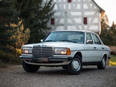 gebraucht Mercedes E280 *5-Gang-Schalter*komplett Restauriert*SD*