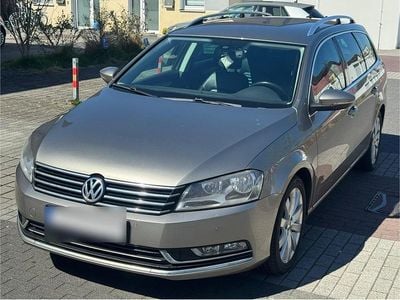 Gebraucht VW Passat Highline 140 PS (102 kW) 2013 Braun Kombi