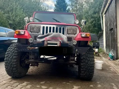 Gebraucht Jeep Wrangler 178 PS (130 kW) 1993 Rot SUV
