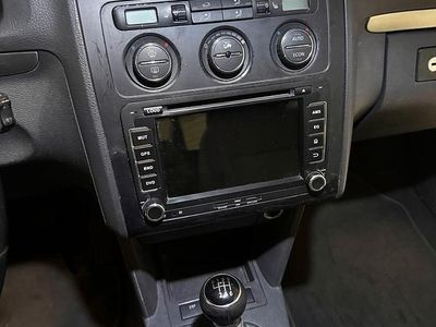 Gebraucht VW Touran 140 PS (102 kW) 2004 Grau Van / Kleinbus