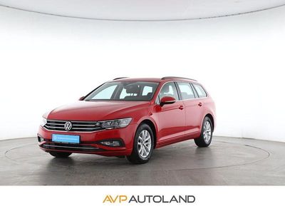 Gebraucht VW Passat Business 122 PS (89 kW) 2023 Rot Kombi