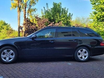 Mercedes E200