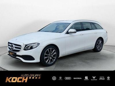 Polarweiß Gebraucht 2018 Mercedes E200 Avantgarde Kombi | 26.890 € (Fairer Preis)