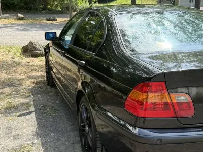 Gebraucht BMW 318 143 PS (105 kW) 2004 Schwarz Limousine