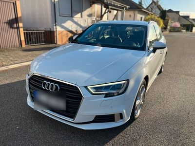 gebraucht Audi A3 Bj 2016 Virtuell Cockpit LED Xenon Scheinwerfer