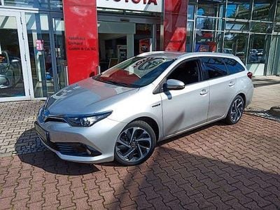 Toyota Auris Hybrid