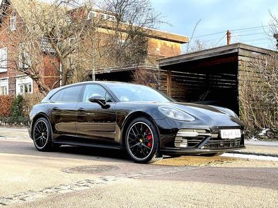 Schwarz Gebraucht 2017 Porsche Panamera Turbo Sport Turismo Limousine | 63.069 € (Etwas zu teuer)
