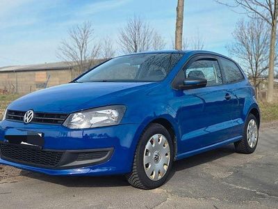 Gebraucht VW Polo 60 PS (44 kW) 2010 Blau Kleinwagen