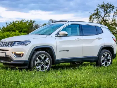 Gebraucht Jeep Compass Limited 170 PS (125 kW) 2020 Weiß SUV