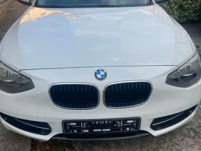 Gebraucht BMW 114 101 PS (74 kW) 2012 Weiß Kleinwagen