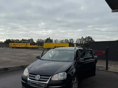 Gebraucht VW Golf VI Comfortline 122 PS (89 kW) 2008 Schwarz Kleinwagen