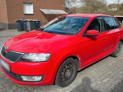 Usata Skoda Rapid 125 CV (91 kW) 2016 Rosso Utilitaria