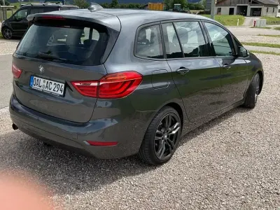 Gebraucht BMW 218 Gran Tourer Advantage 140 PS (102 kW) 2015 Grau Van / Kleinbus