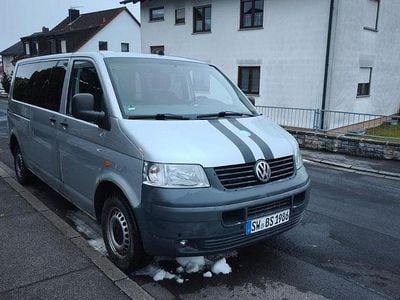 Usata VW Caravelle 131 CV (96 kW) 2006 Argento Furgone