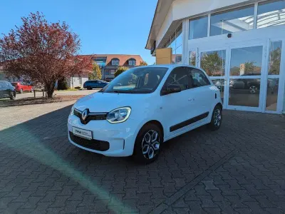 Gebraucht Renault Twingo Equilibre 65 PS (47 kW) 2023 Pyreneesweiß Kleinwagen