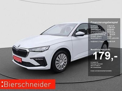 Gebraucht Skoda Scala Essence 95 PS (69 kW) 2025 Weiß Kleinwagen