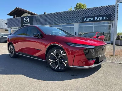 Ny Mazda 6e Takumi-Line 180 kW (245 HK) 2026 Rød Sedan