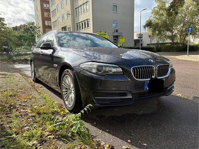 BMW 525