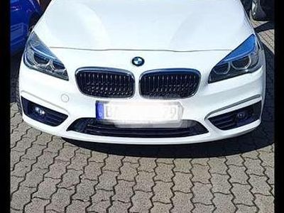 Usata BMW 225 Active Tourer Sport Line 224 CV (164 kW) 2017 Bianco Monovolume