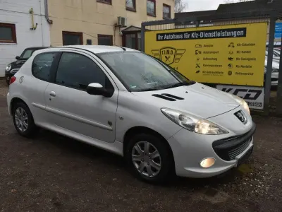 Gebraucht Peugeot 206+ 60 PS (44 kW) 2012 Weiß Kleinwagen
