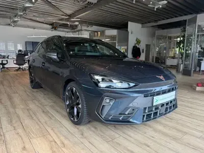 Gebraucht Cupra Leon 150 PS (110 kW) 2025 Grau Limousine