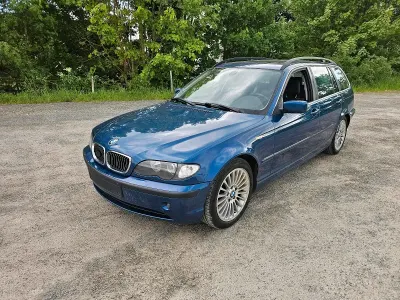 Brugt BMW 330 184 HK (135 kW) 2002 Blå Stationcar