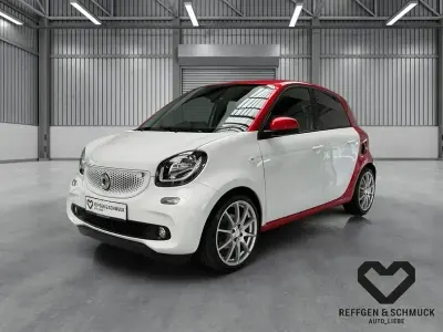 Gebraucht Smart ForFour Passion 90 PS (66 kW) 2019 Weiß metallic Kleinwagen