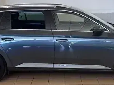 Gebraucht Skoda Superb Premium Edition 200 PS (147 kW) 2022 Quarzgrau metallic Kombi