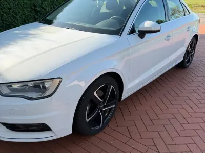 Gebraucht Audi A3 Ambition 150 PS (110 kW) 2013 Weiß Limousine