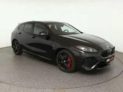 Gebraucht BMW 120 M Sport 170 PS (125 kW) 2025 Schwarz Kleinwagen