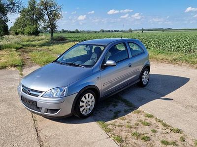 Andere farben Gebraucht 2005 Opel Corsa Kleinwagen | 1.950 € (Teuer)
