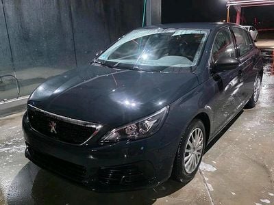 Gebraucht Peugeot 308 131 PS (96 kW) 2019 Grau Limousine