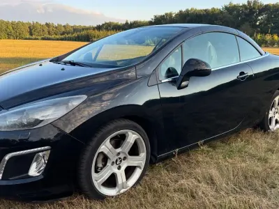 Gebraucht Peugeot 308 CC 163 PS (119 kW) 2012 Schwarz Cabrio