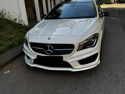 Gebraucht Mercedes CLA200 AMG line 156 PS (114 kW) 2014 Weiß Coupé
