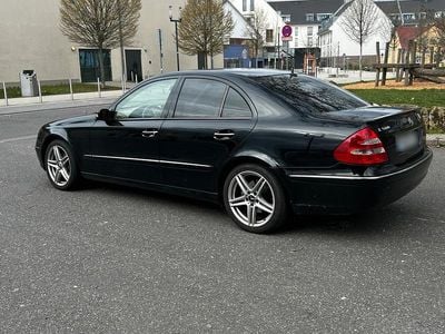 Gebraucht Mercedes E320 224 PS (164 kW) 2003 Schwarz Limousine