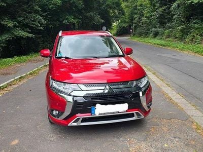 Mitsubishi Outlander P-HEV