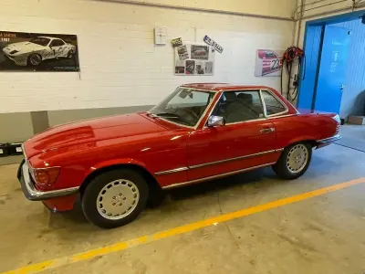 Gebraucht Mercedes SL300 179 PS (131 kW) 1987 Rot Cabrio