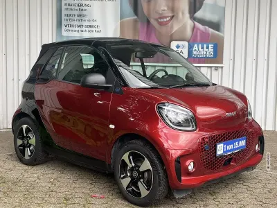 Gebraucht Smart ForTwo Electric Drive Exclusive 60 kW (82 PS) 2024 Rot metallic Cabrio