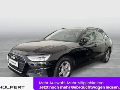 Gebraucht Audi A4 Business 163 PS (119 kW) 2022 Brillantschwarz Kombi