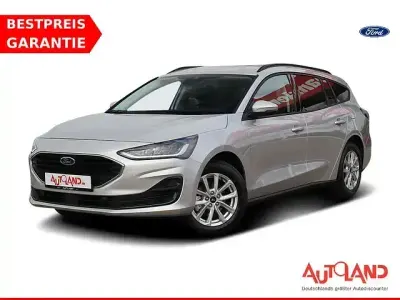 Gebraucht Ford Focus 125 PS (91 kW) 2022 Moondustsilbermet. Kombi