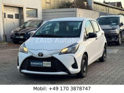 Weiß Gebraucht 2018 Toyota Yaris Basis Kleinwagen | 9.999 € (Fairer Preis)