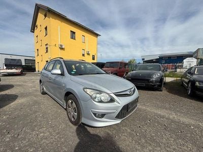 Usata Hyundai i30 Classic 109 CV (80 kW) 2011 Argento Station wagon