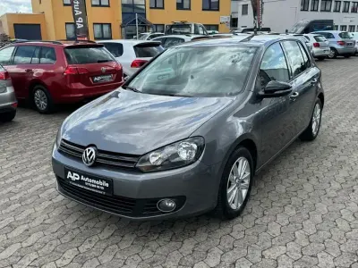 Gebraucht VW Golf VI Style 86 PS (63 kW) 2011 Grau Kleinwagen