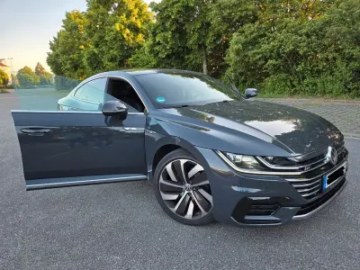 Gebraucht VW Arteon R-line 190 PS (139 kW) 2018 Schwarz Kleinwagen