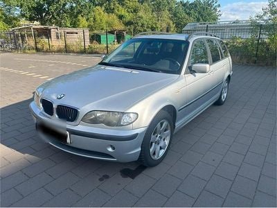 BMW 320
