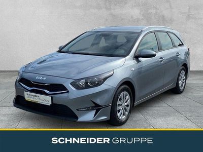 Gebraucht Kia Ceed 120 PS (88 kW) 2022 Grau Kleinwagen