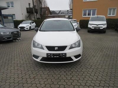 Weiß Gebraucht 2014 Seat Ibiza ST Style Kombi | 5.999 € (Fairer Preis)